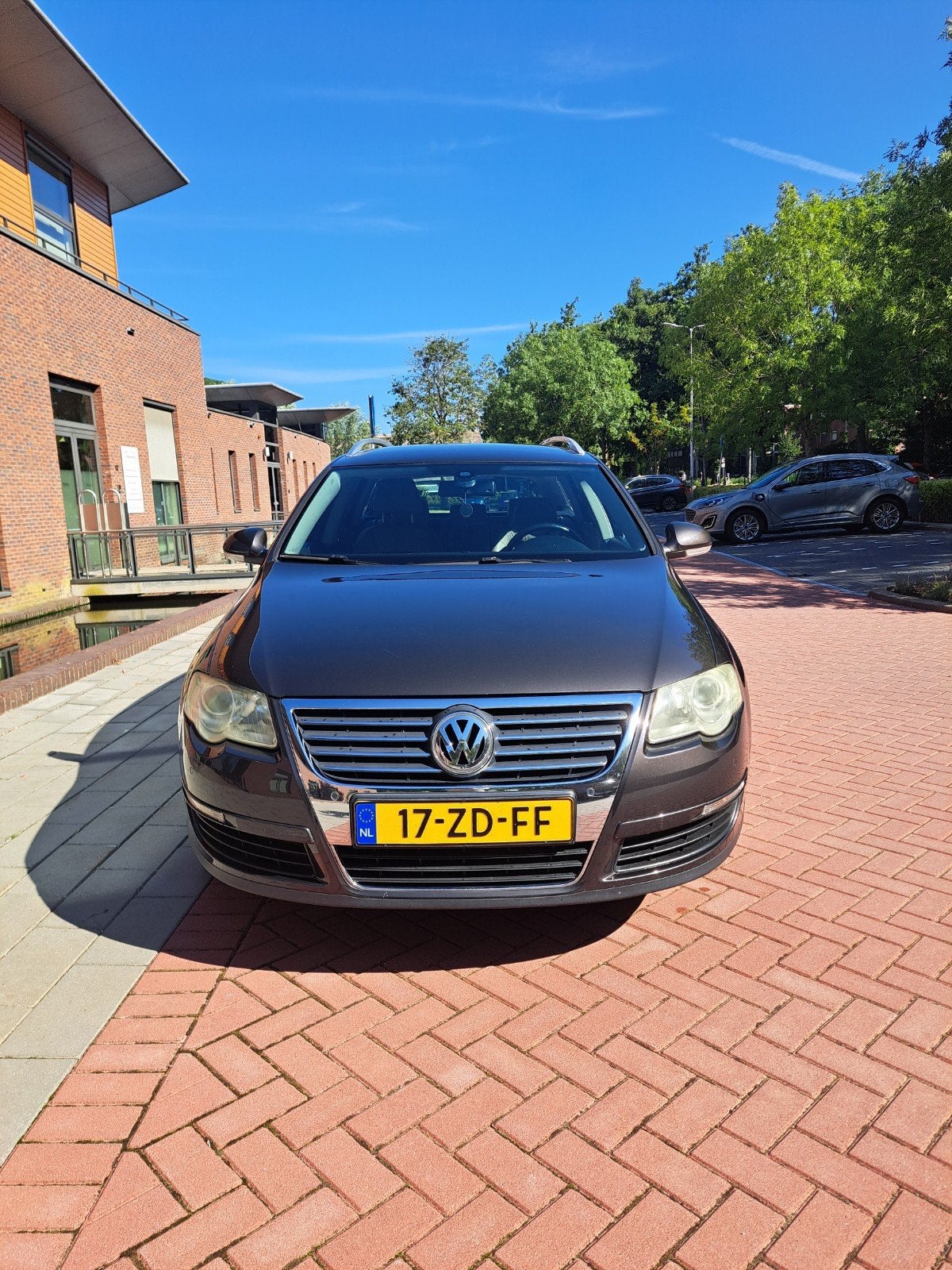 Volkswagen Passat 2.0 FSI 147KW Variant AUT 2008 Bruin, 4 cilinders, Stationwagon, Particulier, 1600 kg