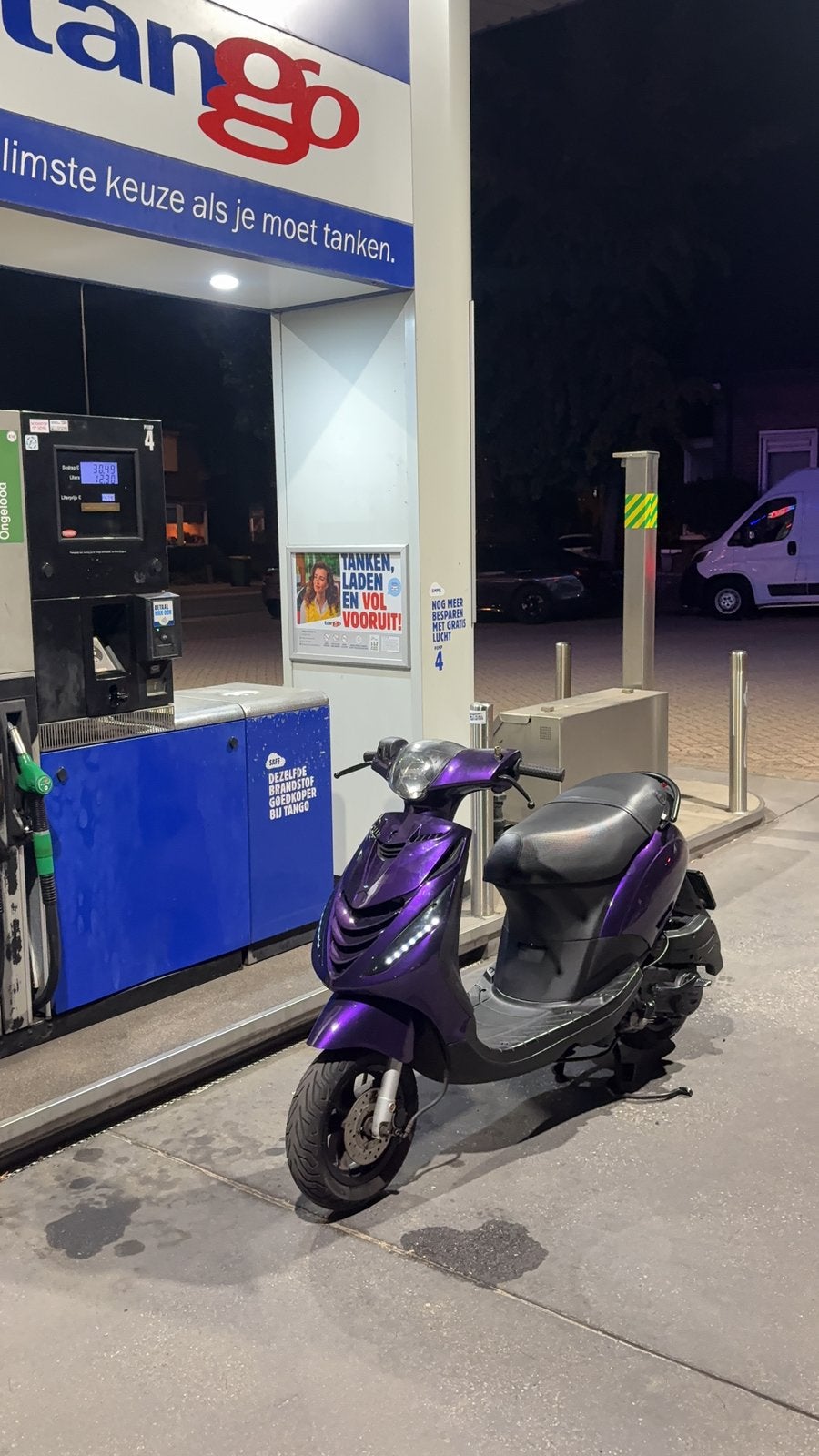 Piaggo zip, Ophalen, Zip, Zo goed als nieuw, Benzine