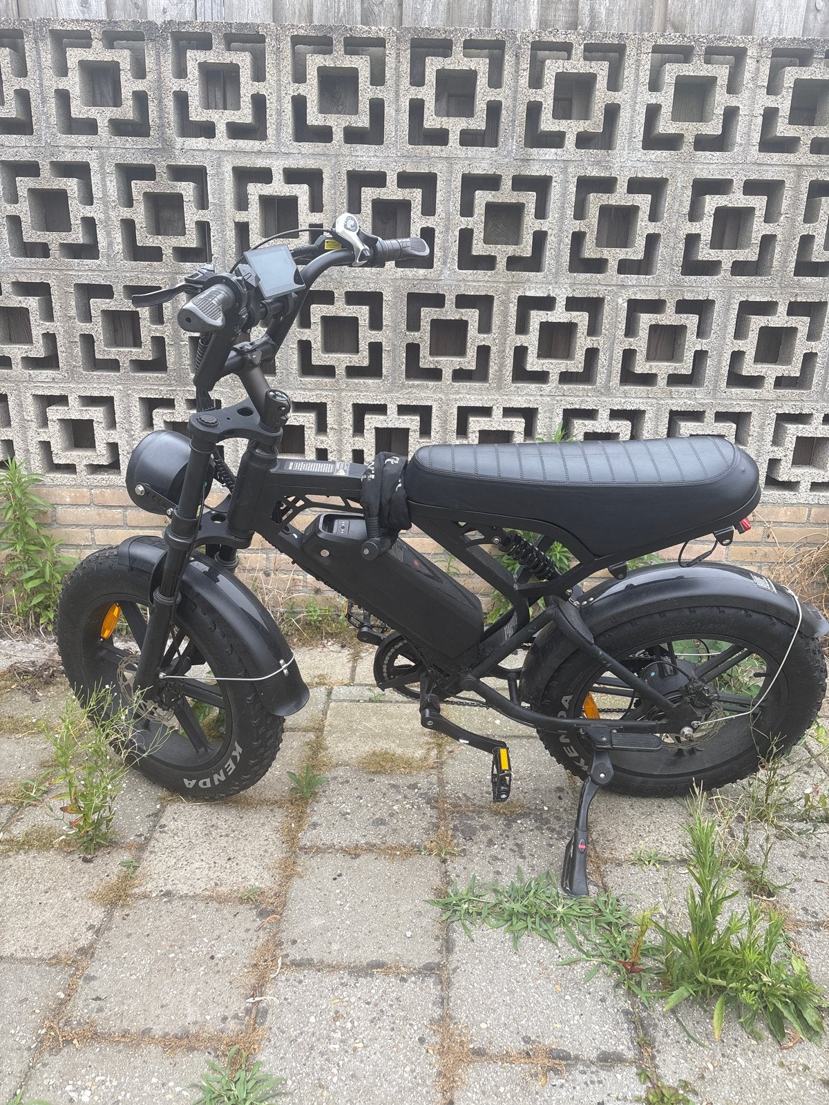 Fatbike E-bike - Zwart, in hele goede staat, Zo goed als nieuw, 51 tot 55 cm, 50 km per accu of meer, Ophalen