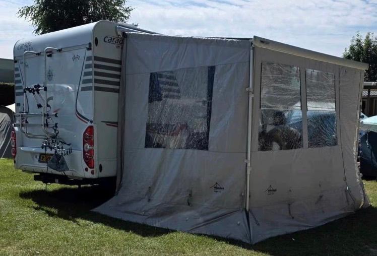 Thule voortent voor camper of caravan voor meer comfort, Caravans en Kamperen, Ophalen of Verzenden, Zo goed als nieuw, Tot en met 4