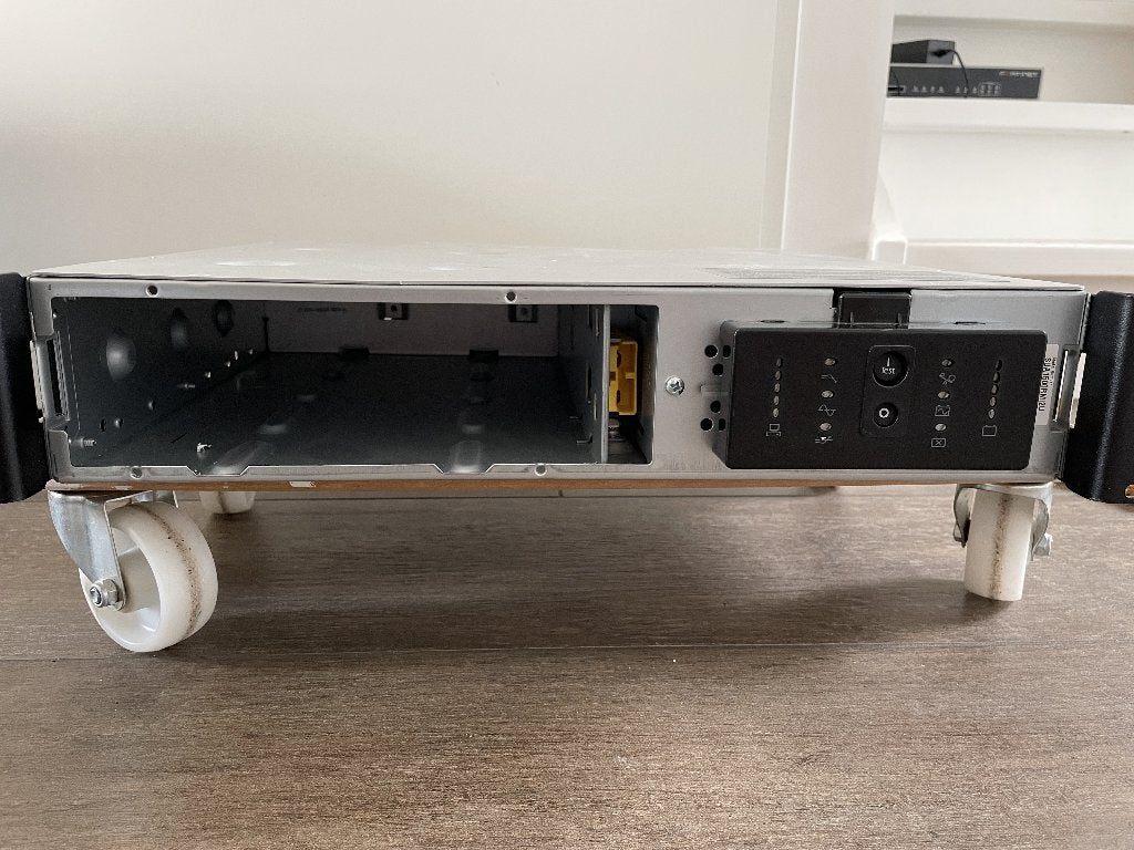 APC SUA1500RMI2U Smart-UPS 1500VA USB RM 2U 230V AS103824052, Ophalen of Verzenden, Gebruikt