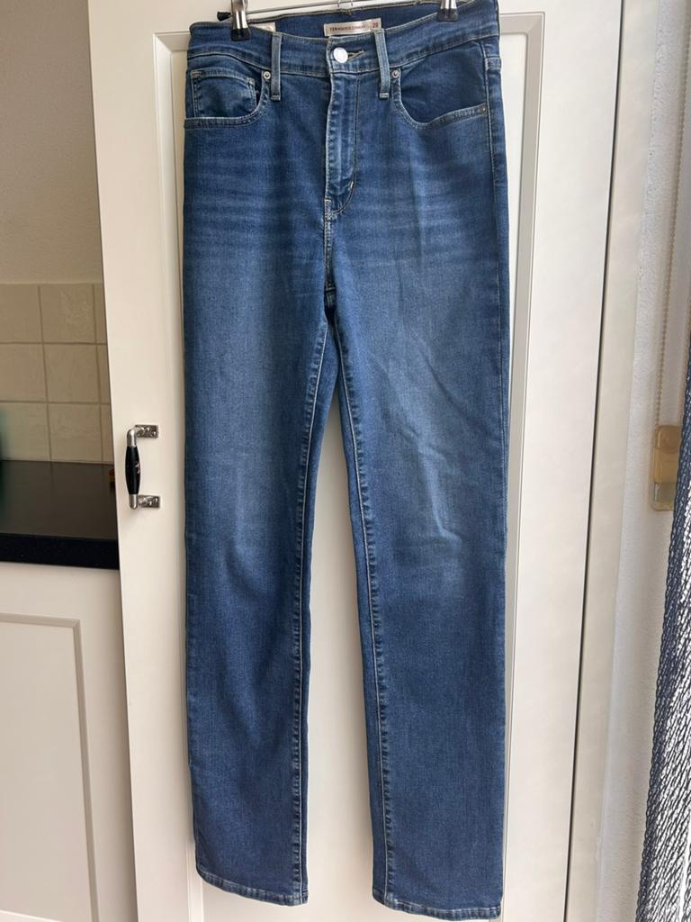 Levi’s 724 High Rise Straight jeans, Ophalen of Verzenden, Zo goed als nieuw, Blauw, W28 - W29 (confectie 36)