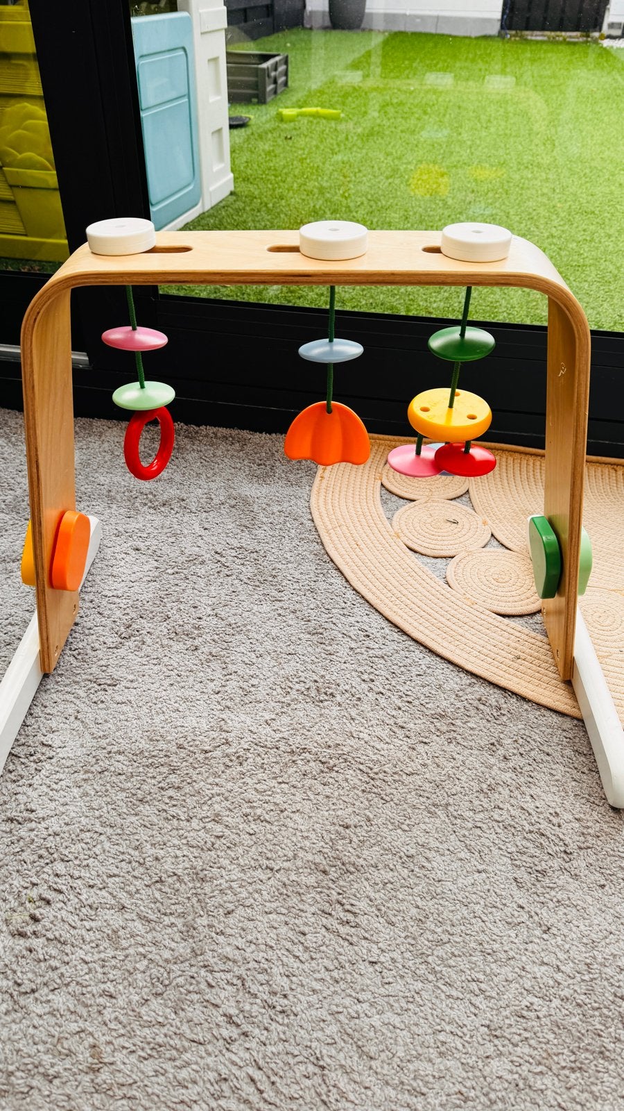 Ikea Babygym van hout met kleurrijke speeltjes, Ophalen, Zo goed als nieuw, Babygym