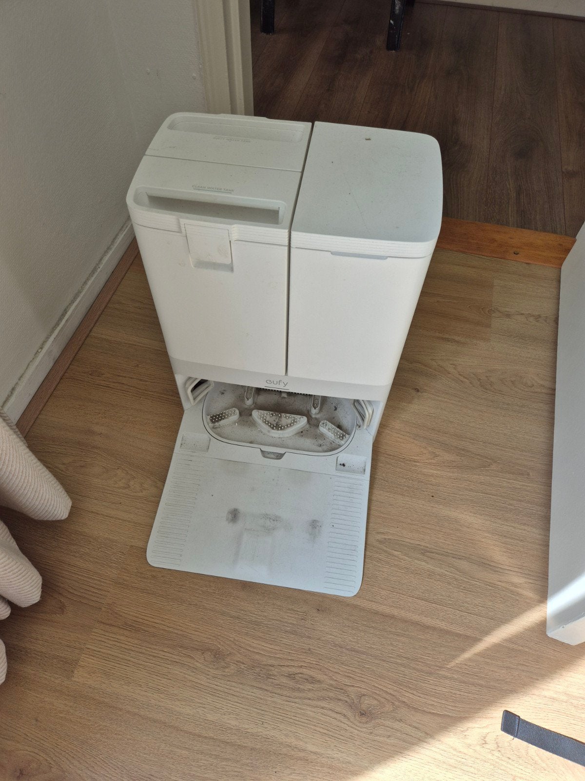 Basistation Eufy omni 10 x pro, Witgoed en Apparatuur, Stofzuigers, Ophalen of Verzenden, Gebruikt, Robotstofzuiger