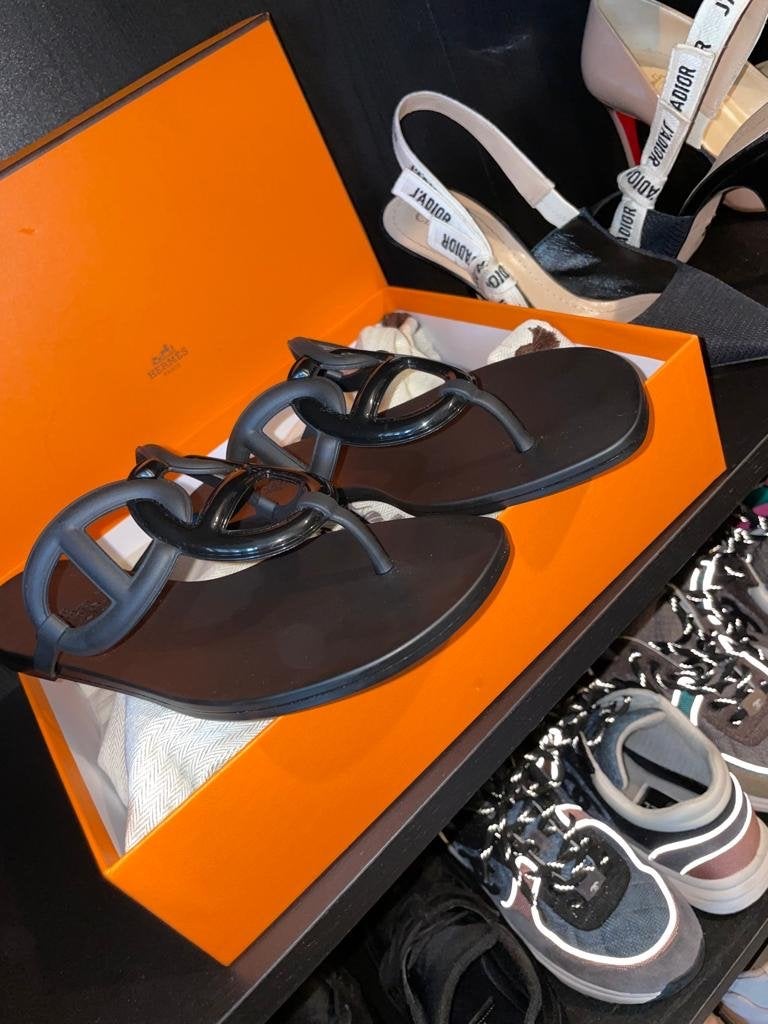 Hermès egerie Slippers Zwart Maat 38, Kleding | Dames, Zwart, Nieuw, Ophalen, Slippers