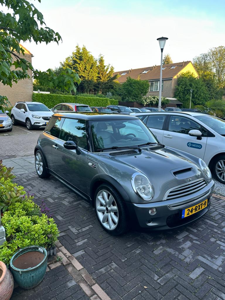 Mini Cooper S | Grijs | R53, 4 stoelen, 163 pk, Handgeschakeld, Particulier