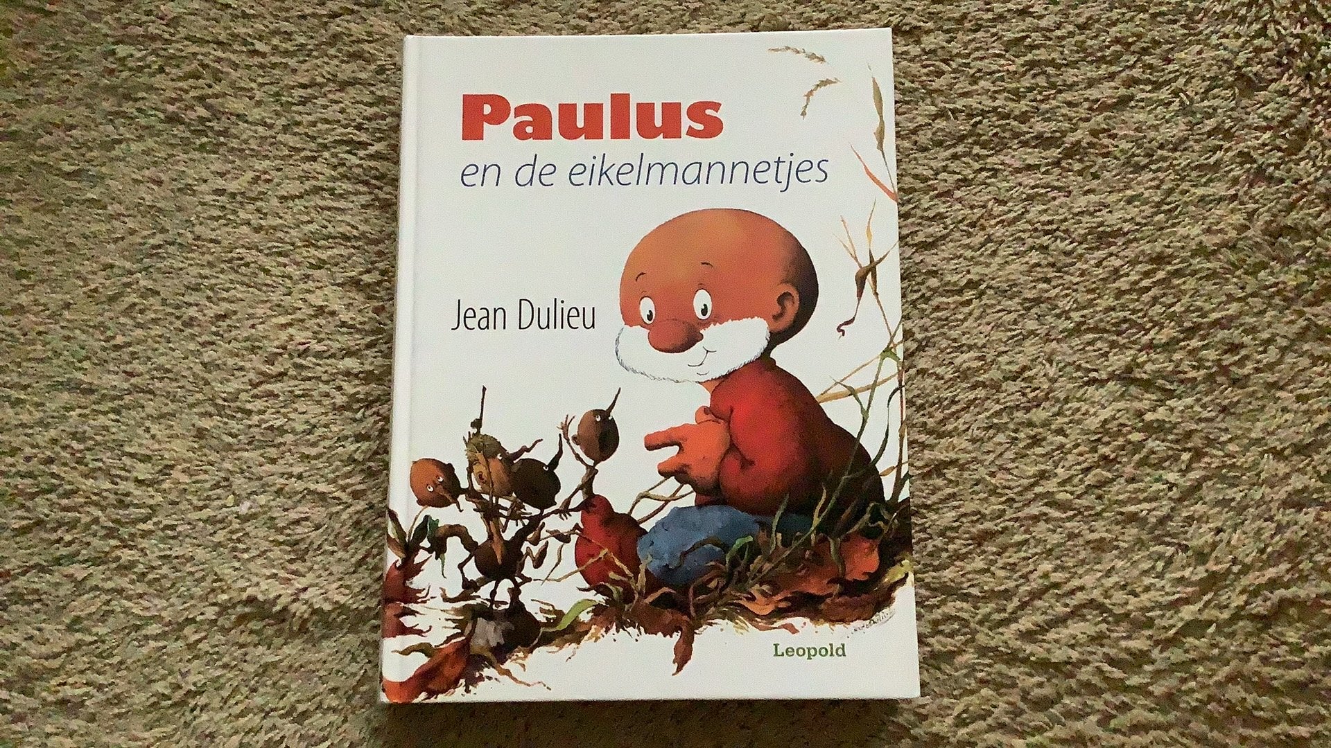 Jean Dulieu - Paulus en de eikelmannetjes. 4e druk 2007., Boeken, Fictie algemeen, Ophalen of Verzenden, Zo goed als nieuw, Jean Dulieu