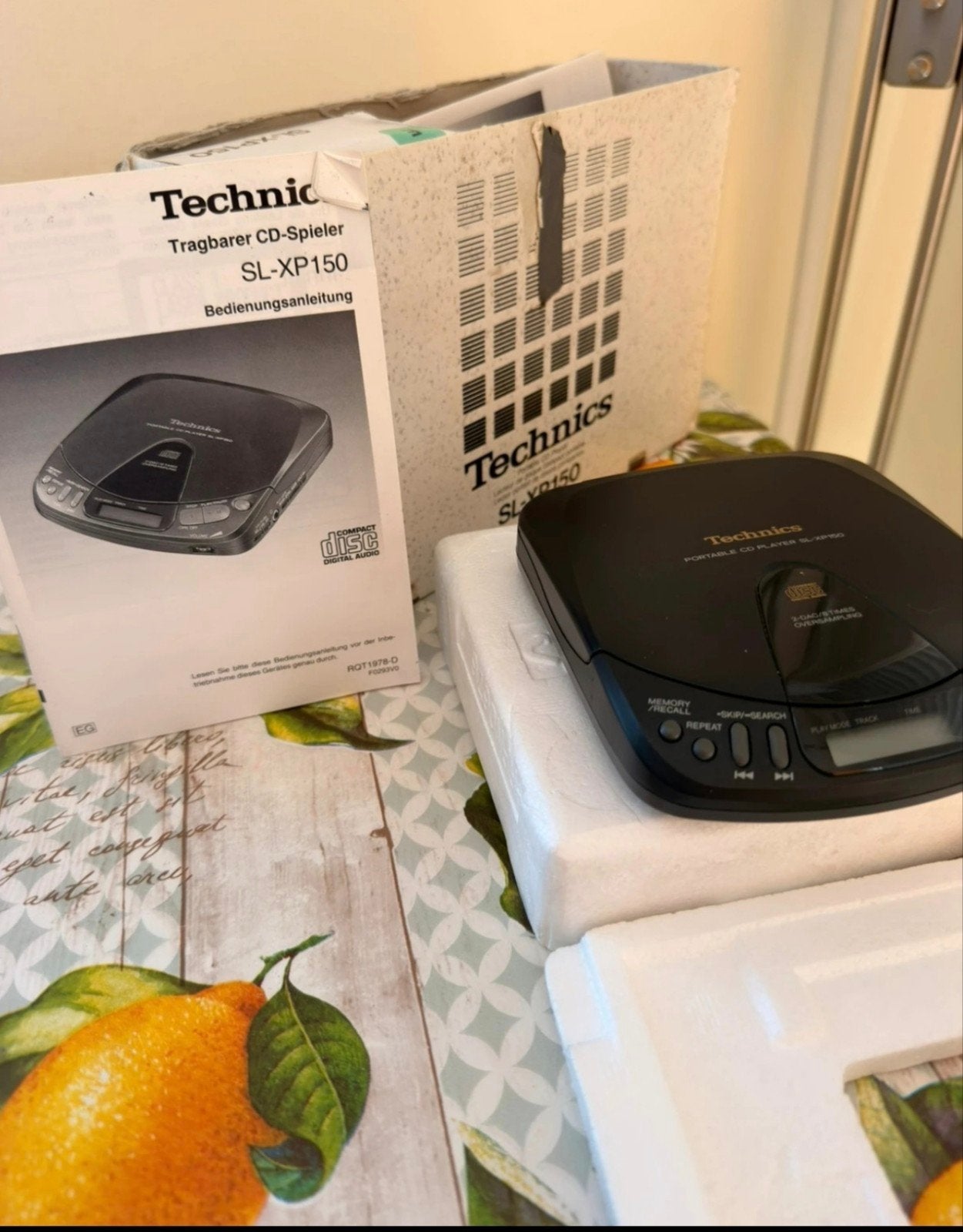 Technics SL-XP150 Draagbare CD-speler met accessoires, Ophalen of Verzenden