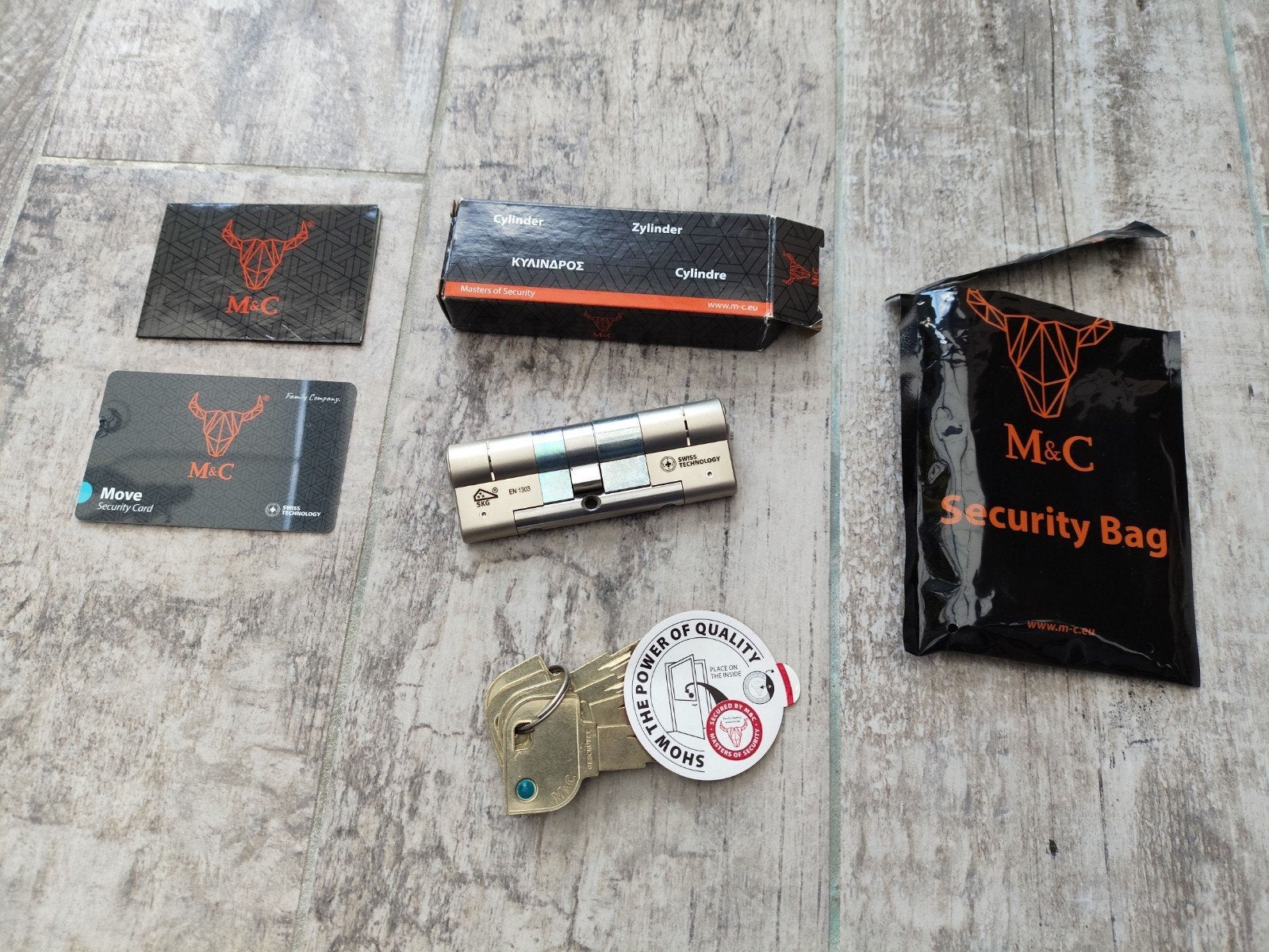 Cilinderslot M&C Minos 52/47 Zwart met Pushknop, Ophalen of Verzenden, Nieuw, IJzer, Slot