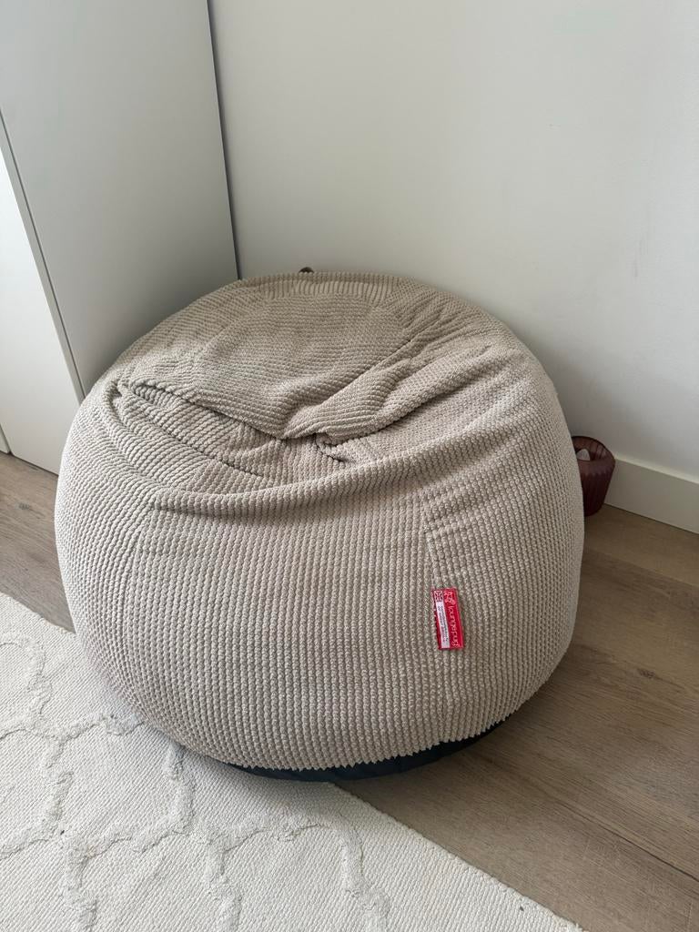 Beige ribstof poef met schuimvlokken - Lounge Pug, Ophalen, Zo goed als nieuw, Stof