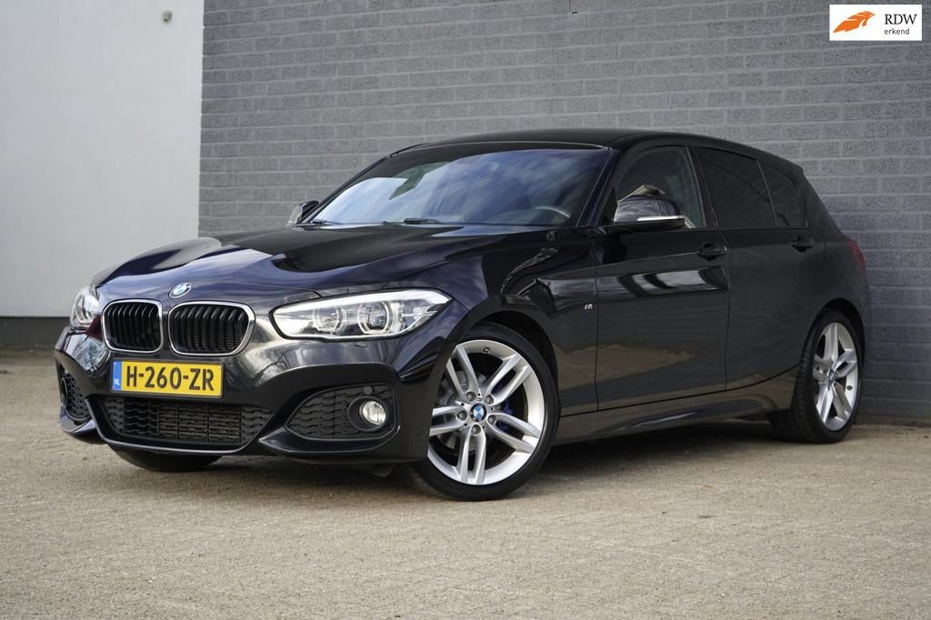 BMW 1-serie 118i M Sport LCI Dealer onderhouden! Navi, NAP, 1-Serie, Gebruikt, Alcantara, Zwart