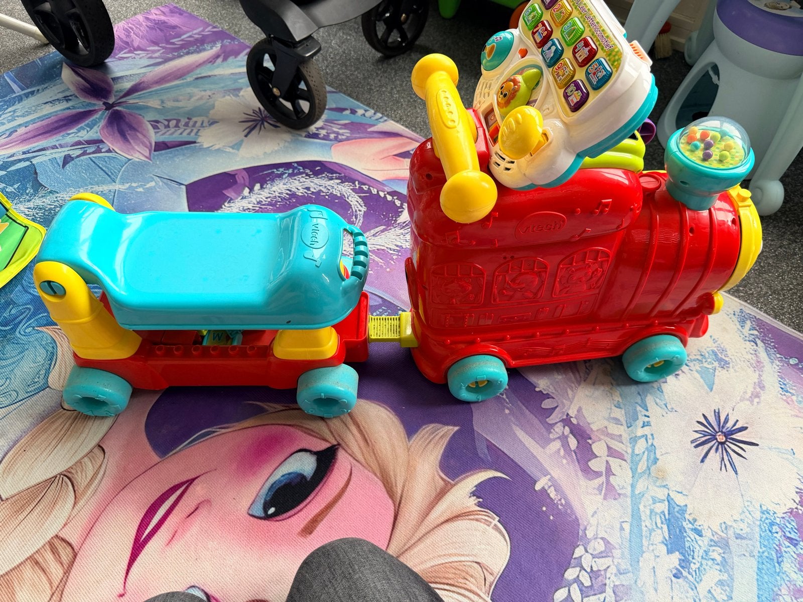 VTech Baby Speeltrein met blokken, Kinderen en Baby's, Speelgoed | Speelgoedvoertuigen, Ophalen, Gebruikt