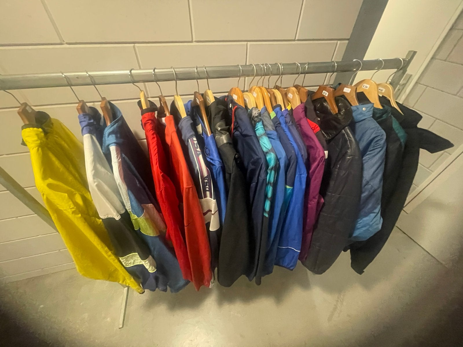 NIKE JASSEN VINTAGE — 22 stuks, Ophalen, Gedragen