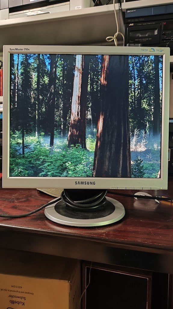Samsung SyncMaster 710n, Computers en Software, Monitoren, Gebruikt, Kantelbaar, Full HD, Ophalen of Verzenden