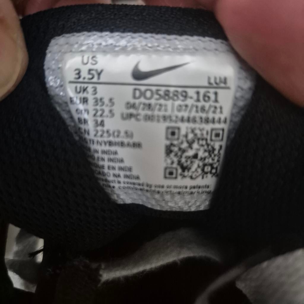 Nike kinderschoenen maat 35.5, Ophalen, Gebruikt, Nike, Jongen of Meisje