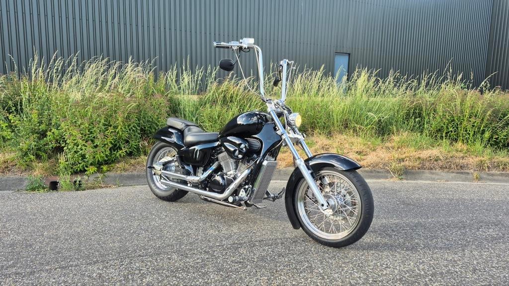 honda shadow 600 custom, 2 cilinders, Chopper, Particulier, 600 cc