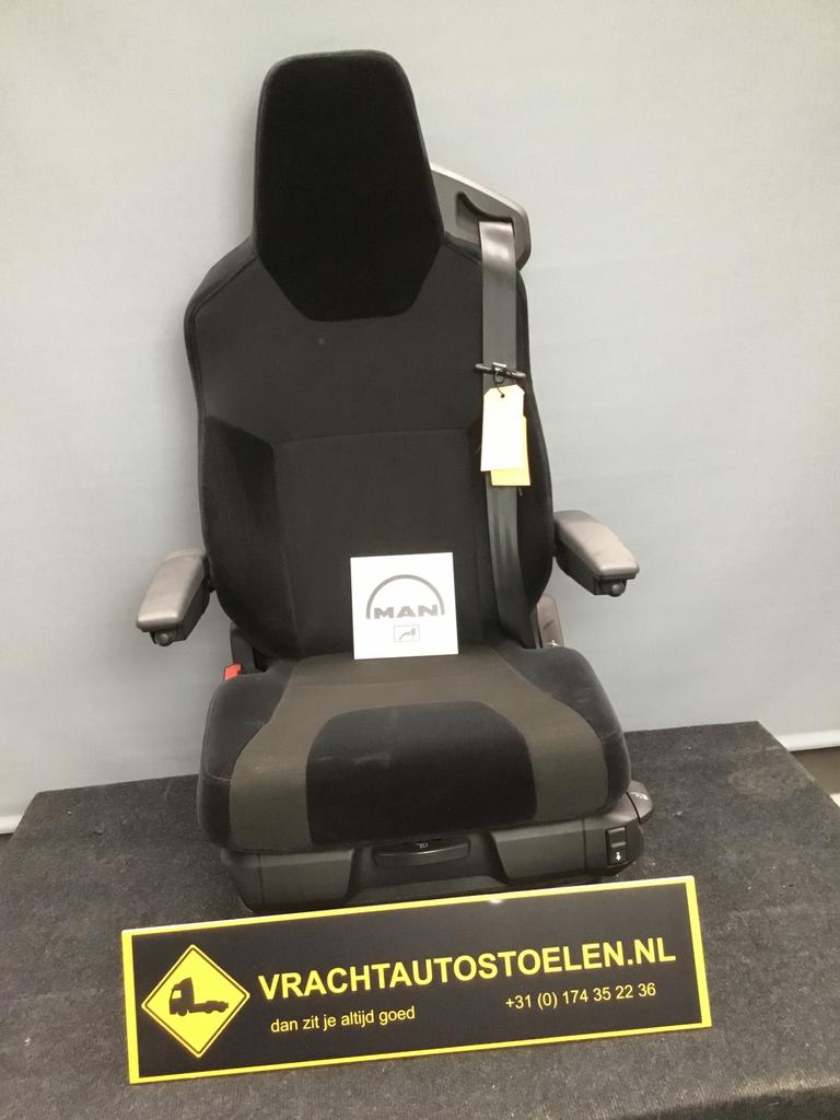MAN Recaro chauffeursstoel met twee armsteunen, Ophalen of Verzenden, Gereviseerd, MAN, Interieur en Bekleding