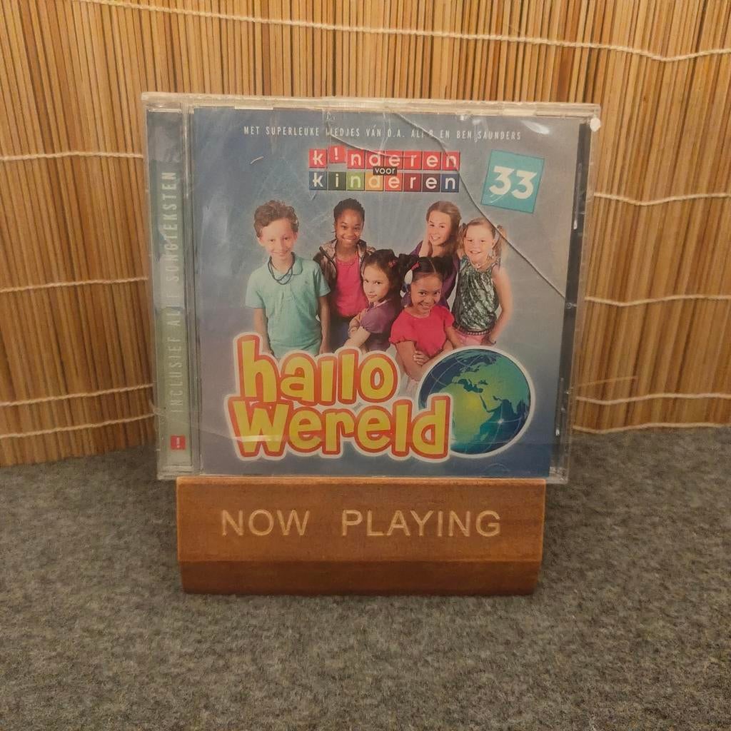 Kinderen voor Kinderen 33 - Hallo Wereld CD, Cd's en Dvd's, Cd's | Kinderen en Jeugd, Zo goed als nieuw, Muziek, Tot 2 jaar, 3 tot 5 jaar