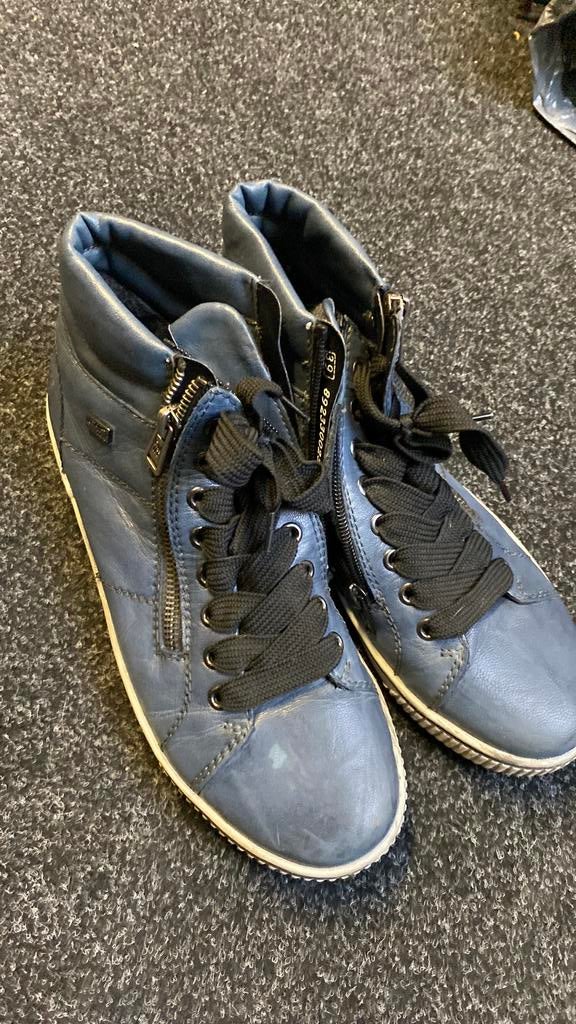 Remonte schoenen maat 39, Kleding | Dames, Ophalen of Verzenden, Zo goed als nieuw, Blauw, Sneakers of Gympen