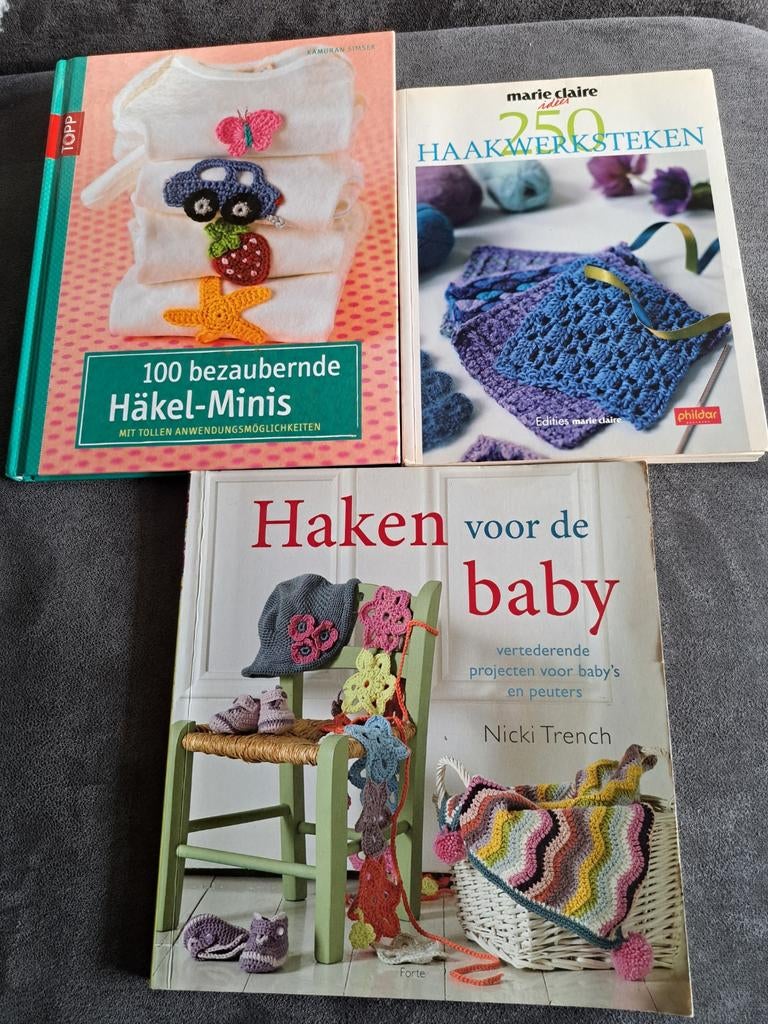 3 leuke haakboeken, Ophalen of Verzenden, Gebruikt, Breien of Haken, Patroon of Boek
