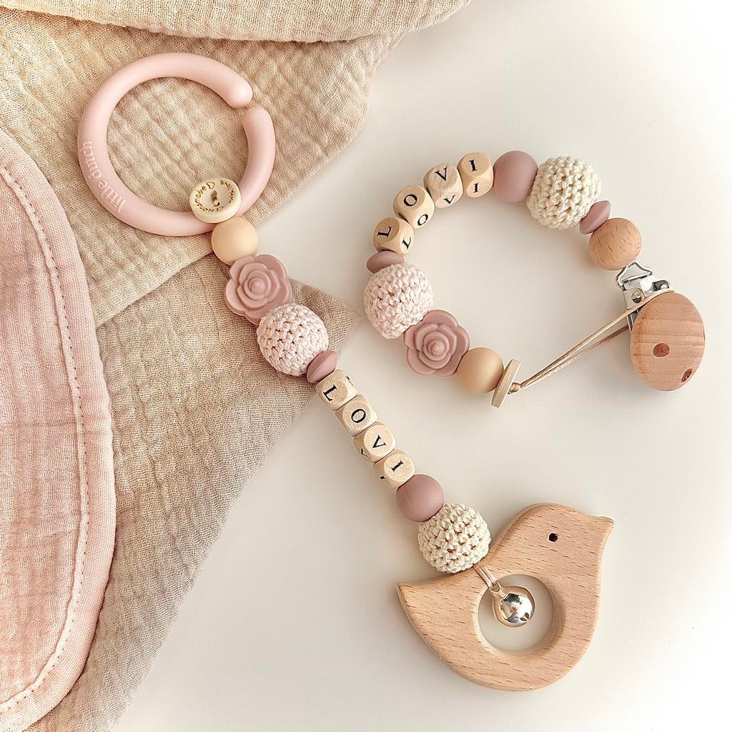 Speenkoord voedingsketting bijtring babygym maxicosihanger, Ophalen of Verzenden, Nieuw, Kraamcadeau