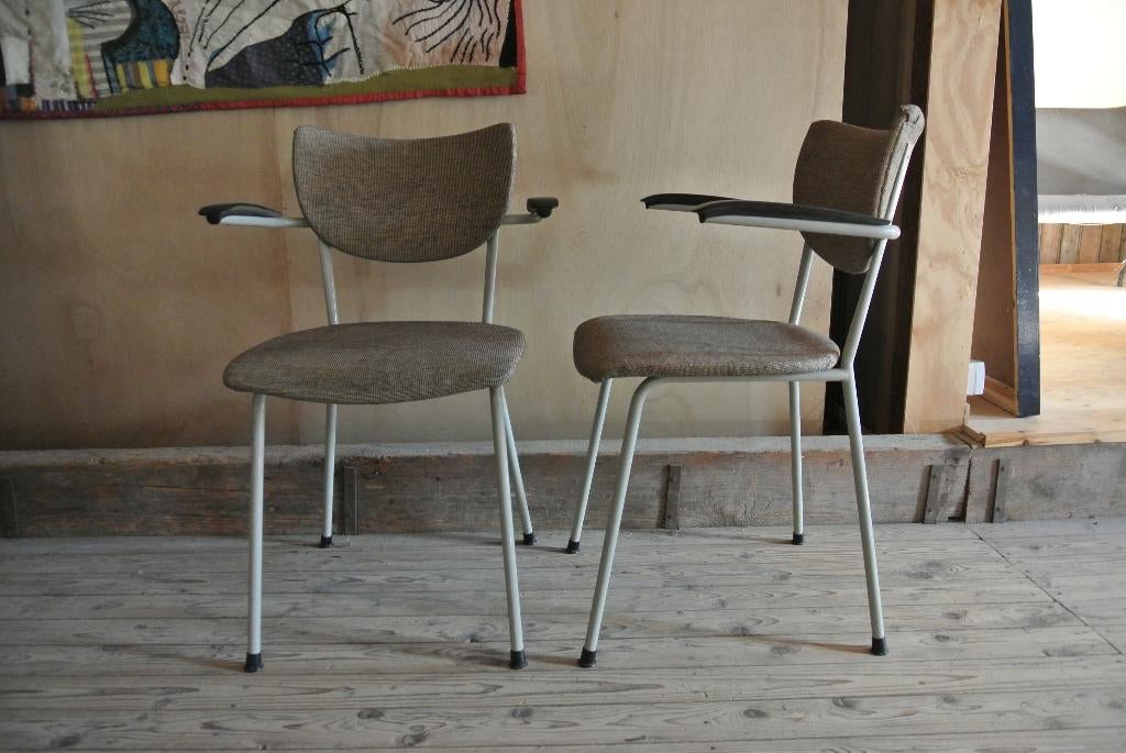 4 eetkamerstoelen gispen / de wit, Ophalen, Gebruikt, Grijs, Vier