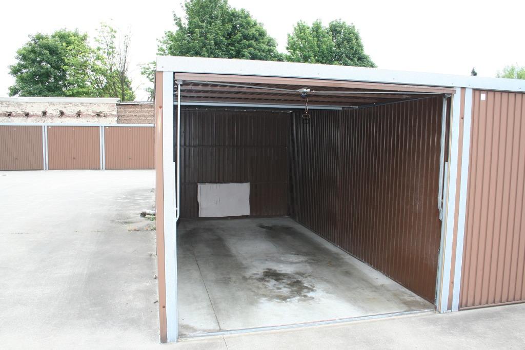 Garagebox / opslagruimte te huur in KERKRADE, Ophalen, Gebruikt