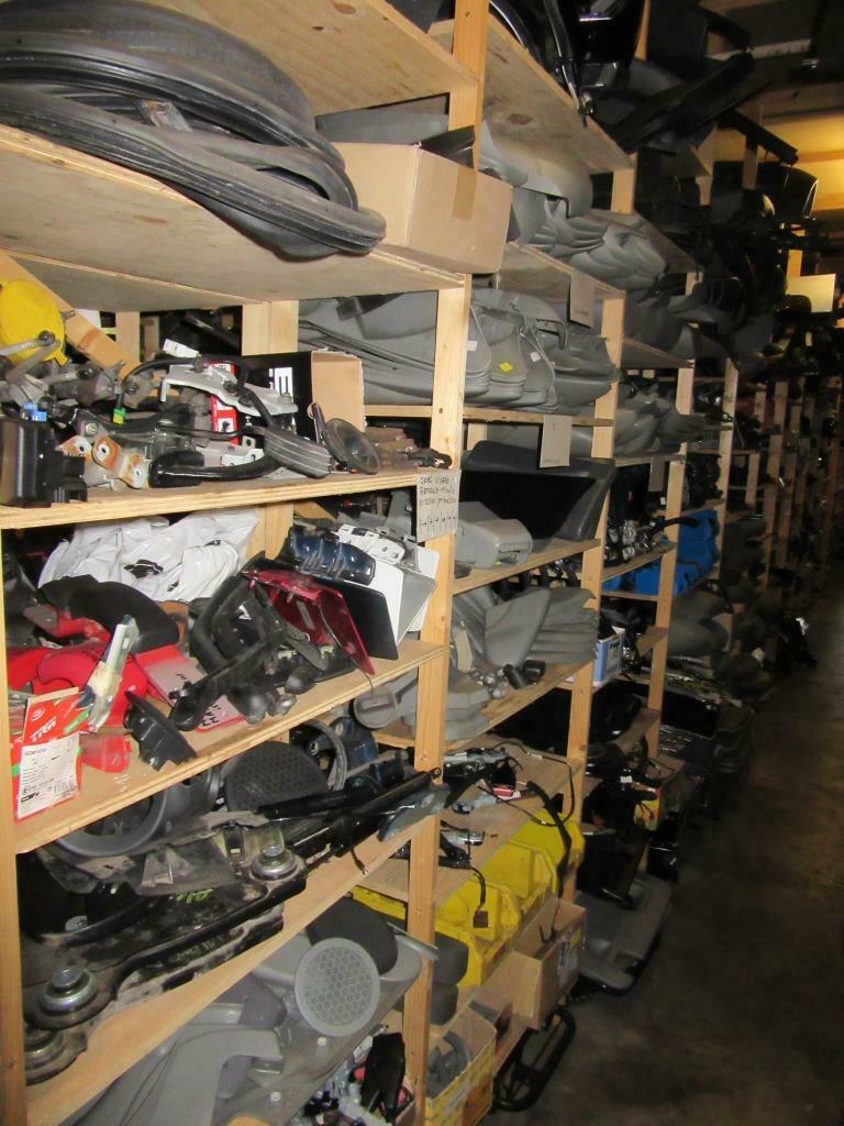 Veel onderdelen Opel Vivaro Renault Trafic Nissan Primastar, Ophalen of Verzenden, Gebruikt, Renault