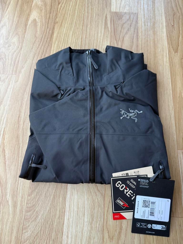 Zwarte Arc'teryx Beta AR Jas - Maat S-M-XL, Ophalen of Verzenden, Nieuw, Maat 48/50 (M), Zwart