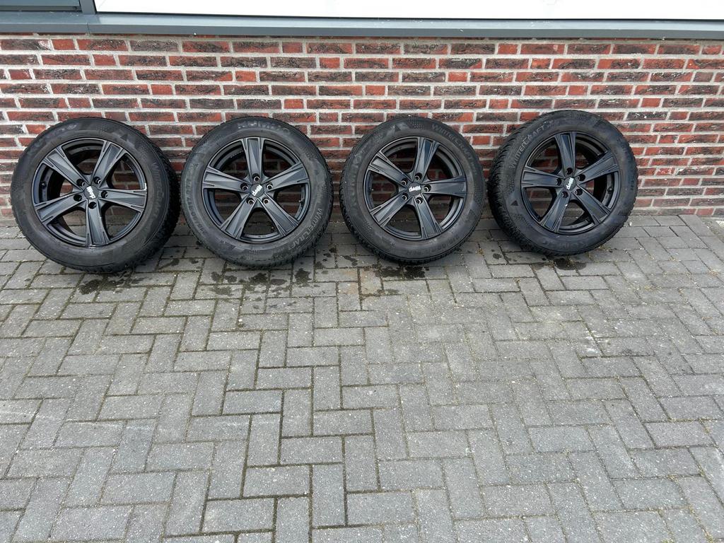 Range rover evoque velgen+banden 17”, Ophalen, 215 mm, 17 inch, Winterbanden