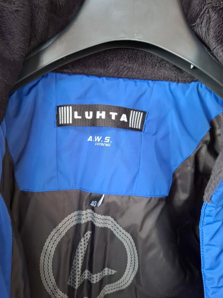 Luhta ski jas 1 weken gedragen in nieuwstaat, Kleding | Dames, Ophalen of Verzenden, Zo goed als nieuw, Jack