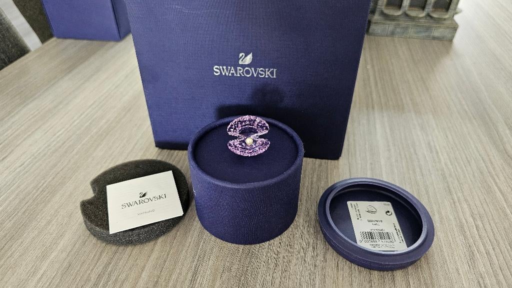 Swarovski Disney De Kleine Zeemeermin: Schelp! NIEUW!, Ophalen of Verzenden, Nieuw, Figuurtje
