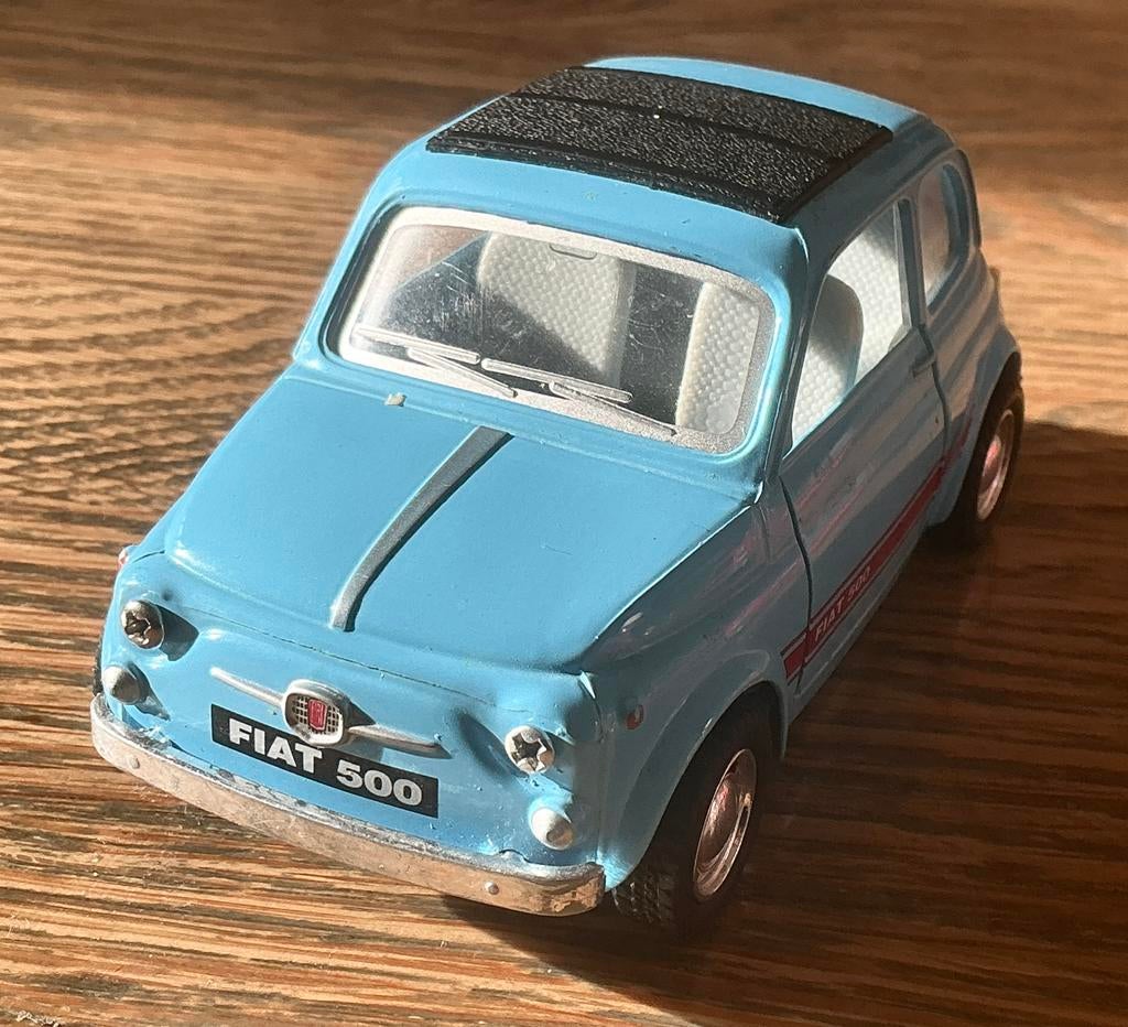 Italiaanse lichtblauwe Fiat 500 auto 1/24, Ophalen, Gebruikt, Auto, Overige merken