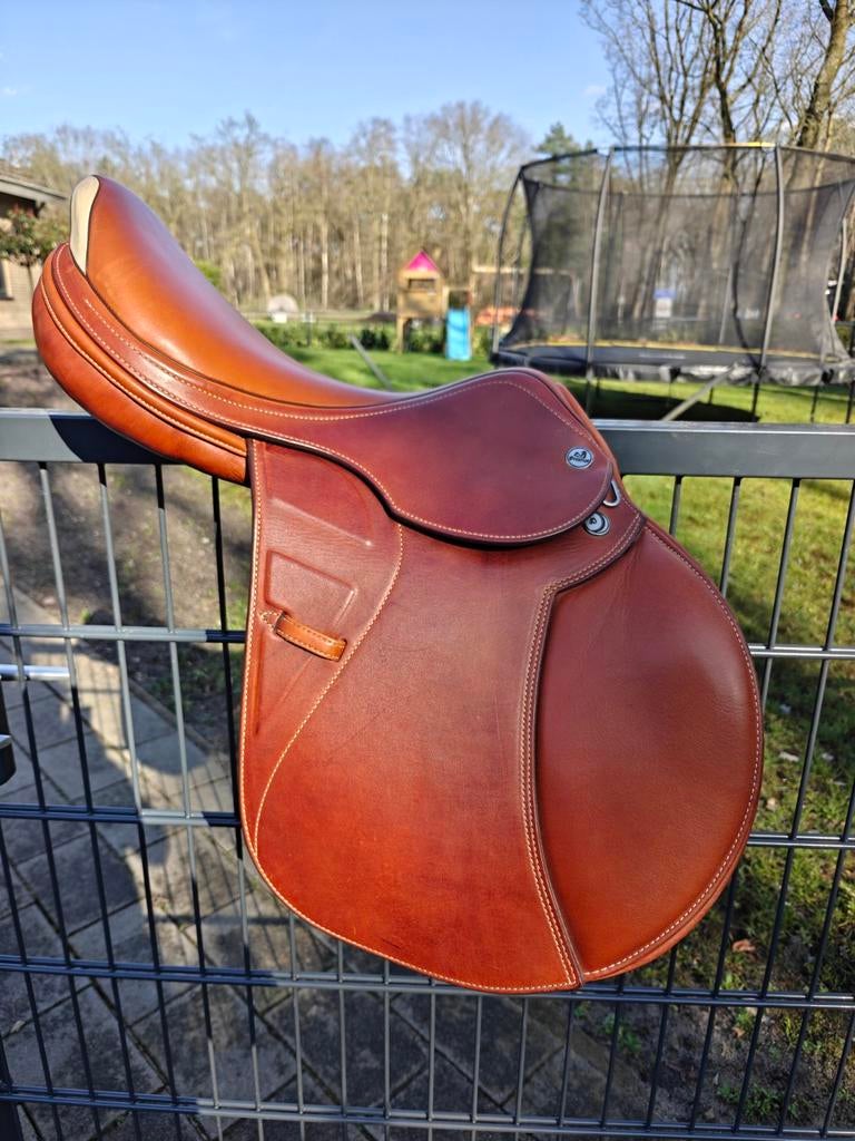 Prestige Paris D Lux IN PRIJS VERLAAGD, Dieren en Toebehoren, Paarden en Pony's | Zadels, Zo goed als nieuw, Springen, Ophalen of Verzenden