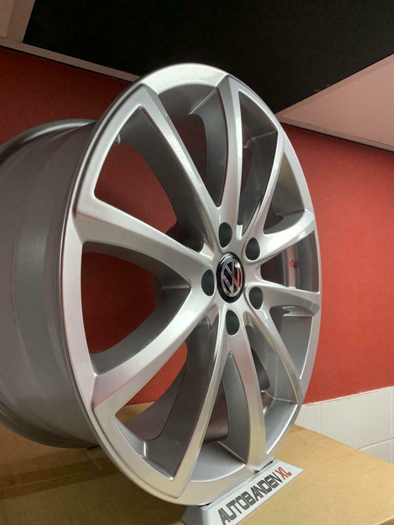 18 inch Audi Vw velgen 5x112 AXL 081 velgen RS look, 18 inch, Velg(en), Nieuw, Ophalen of Verzenden