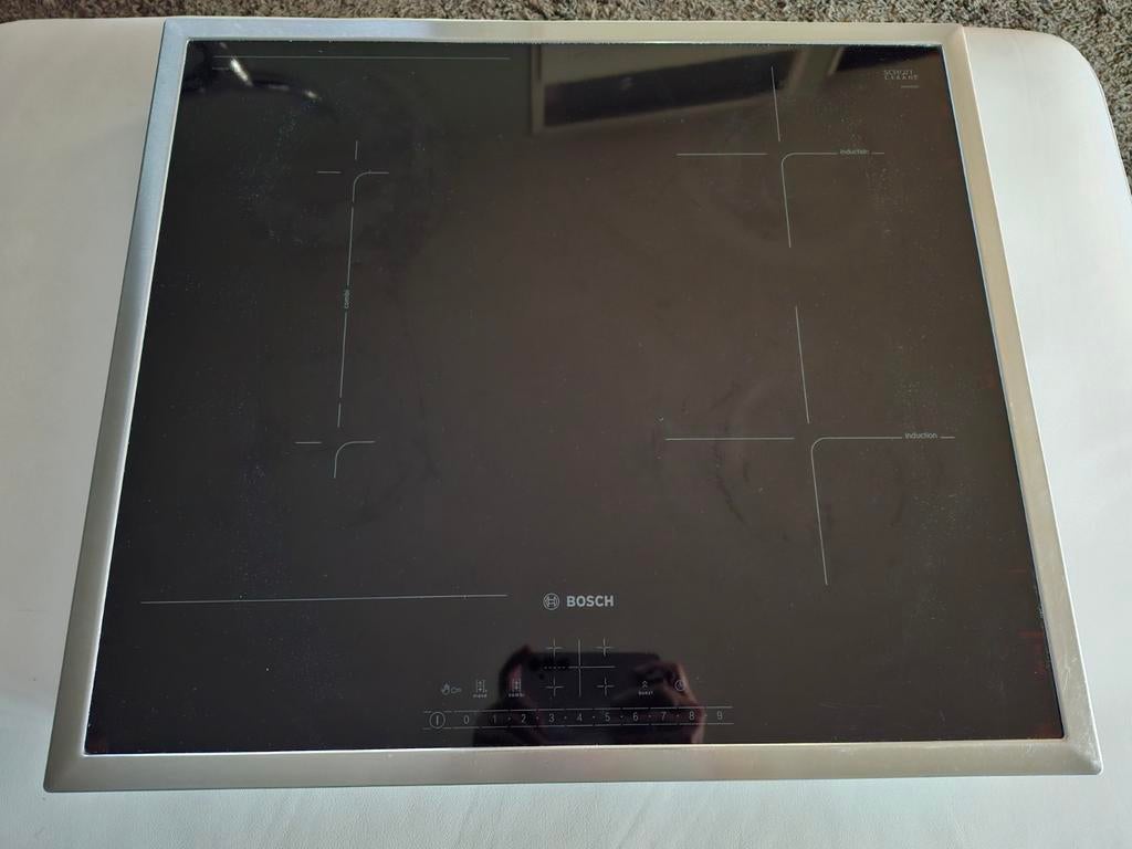 Bosch PVS631HC1M

 

inbouw inductiekookplaat met 4 zones, Witgoed en Apparatuur, Kookplaten, Ophalen, Nieuw, 4 kookzones, Inbouw