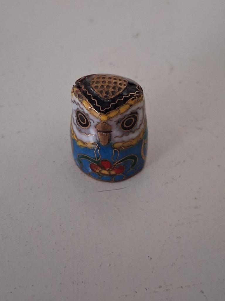 Chinese Cloisonné Vingerhoed in de vorm van een Uil, Ophalen of Verzenden, Zo goed als nieuw, Overige materialen, Buitenland