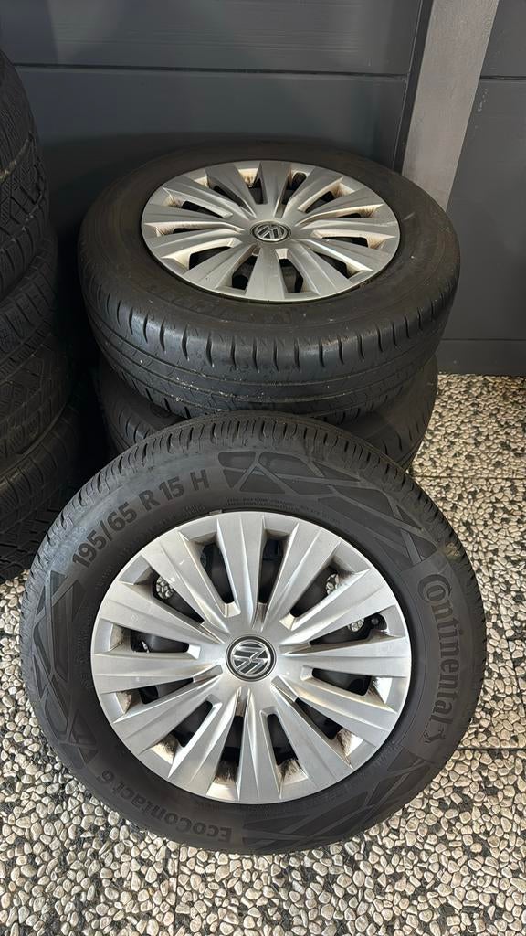VW golf 15 inch stalen velgenset met zomerbanden Continental, Auto-onderdelen, Banden en Velgen, Ophalen, Gebruikt, 15 inch, Banden en Velgen