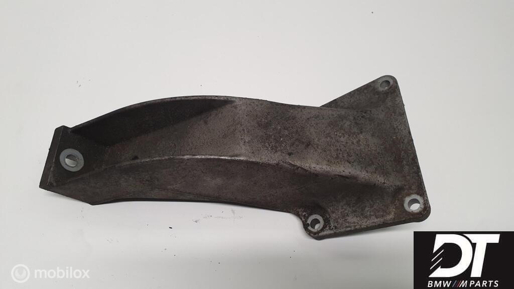Motorsteun links BMW 5-serie E39 ('95-'03) 22111092973, Gebruikt, Ophalen of Verzenden, BMW