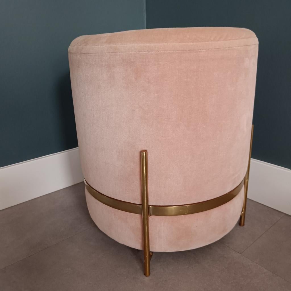 Velvet roze poef met gouden onderstel, Ophalen, Minder dan 50 cm, Gebruikt, Rond