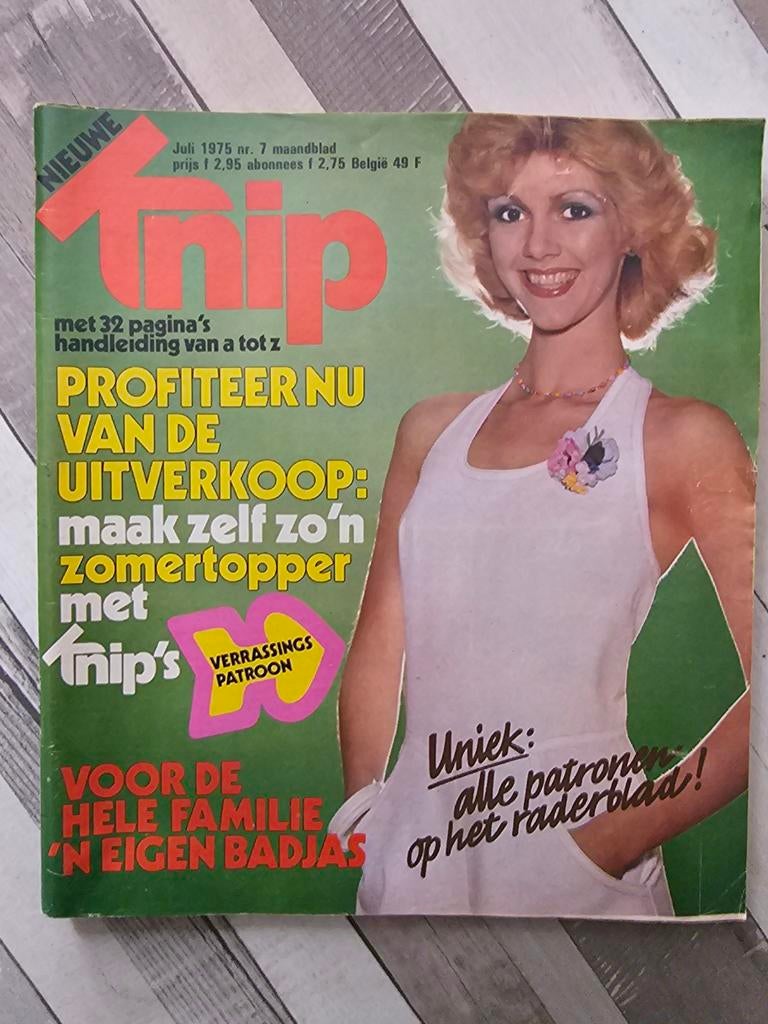 Knip juli 1975, Ophalen of Verzenden, Zo goed als nieuw, Vrouw, Knipmode