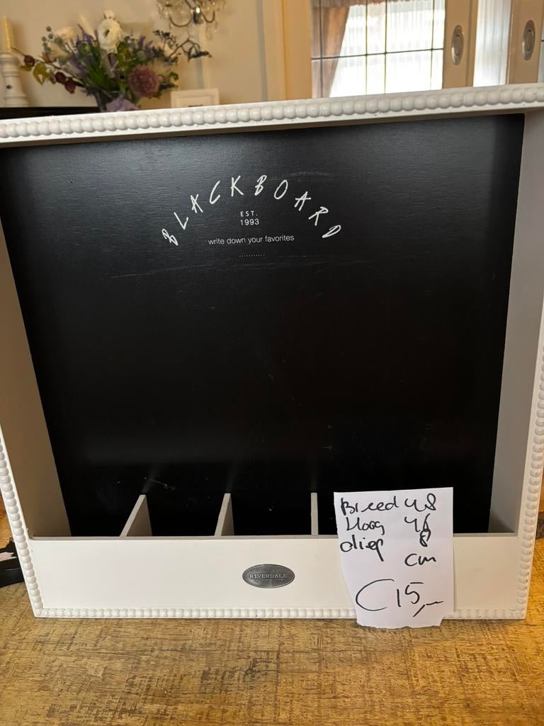 Riverdale €15, Ophalen of Verzenden, Zo goed als nieuw