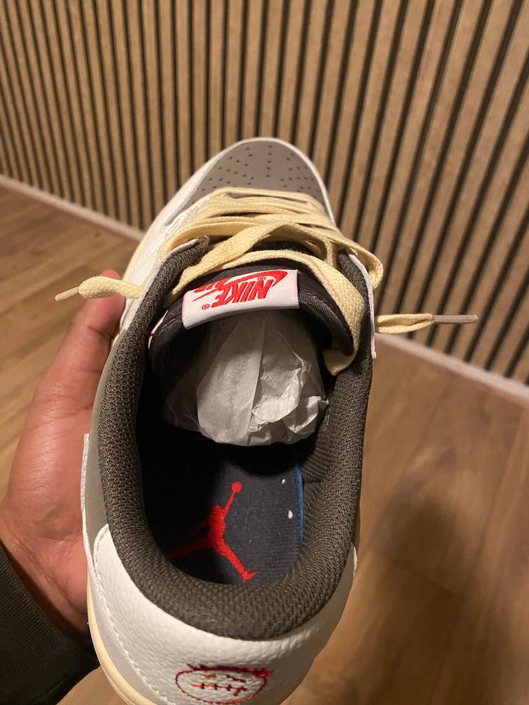 Nike X Travis Scott Reverse Mocha - Maat 44,5 - Nieuw, Kleding | Heren, Schoenen, Nieuw, Sneakers of Gympen, Ophalen
