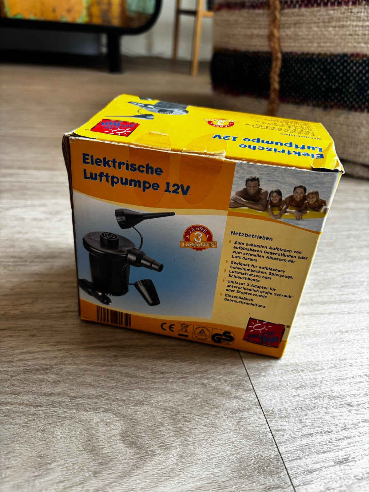 Elektrische Luchtpomp 12V voor Auto (Sigarettenaansteker), Ophalen, Zo goed als nieuw