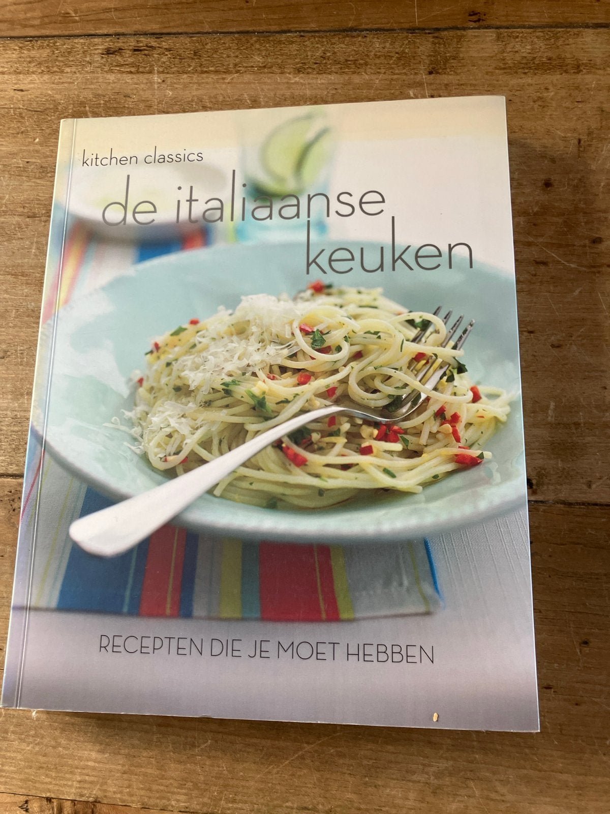 Kitchen Classics: De Italiaanse Keuken - Recepten, Ophalen of Verzenden, Zo goed als nieuw, Italië, Voorgerechten en Soepen