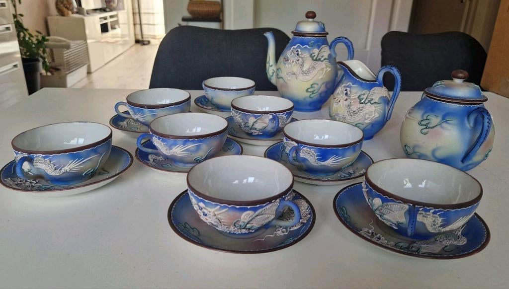 Dragon Porselein Thee service, Antiek en Kunst, Ophalen of Verzenden