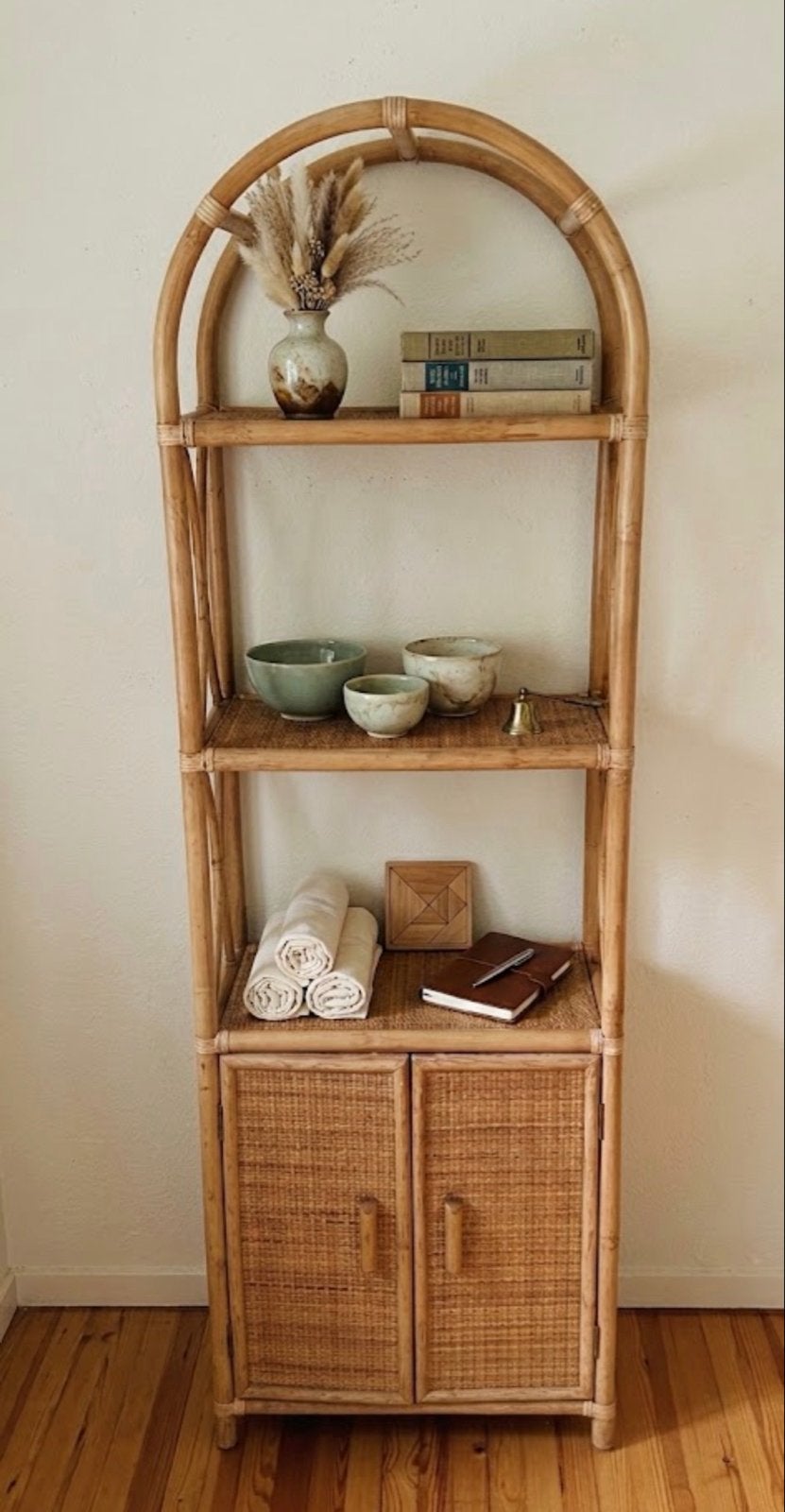 Rotan Boekenkast met Opbergruimte, Ophalen, Minder dan 50 cm, Zo goed als nieuw, 150 tot 200 cm