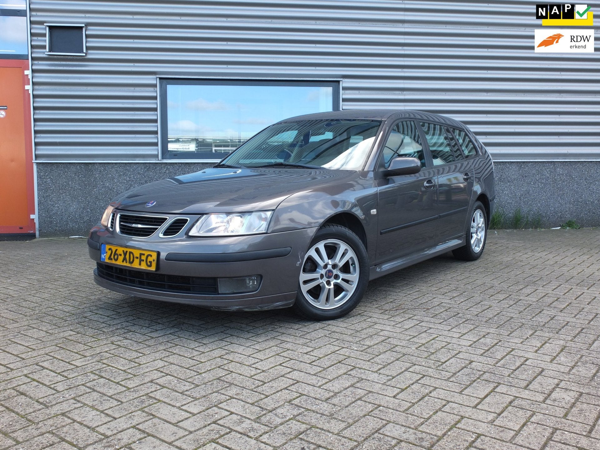 Saab 9-3 Sport Estate 1.8t Linear | Stoelverwarming | Cruise, 1998 cc, Gebruikt, Zwart, 4 cilinders