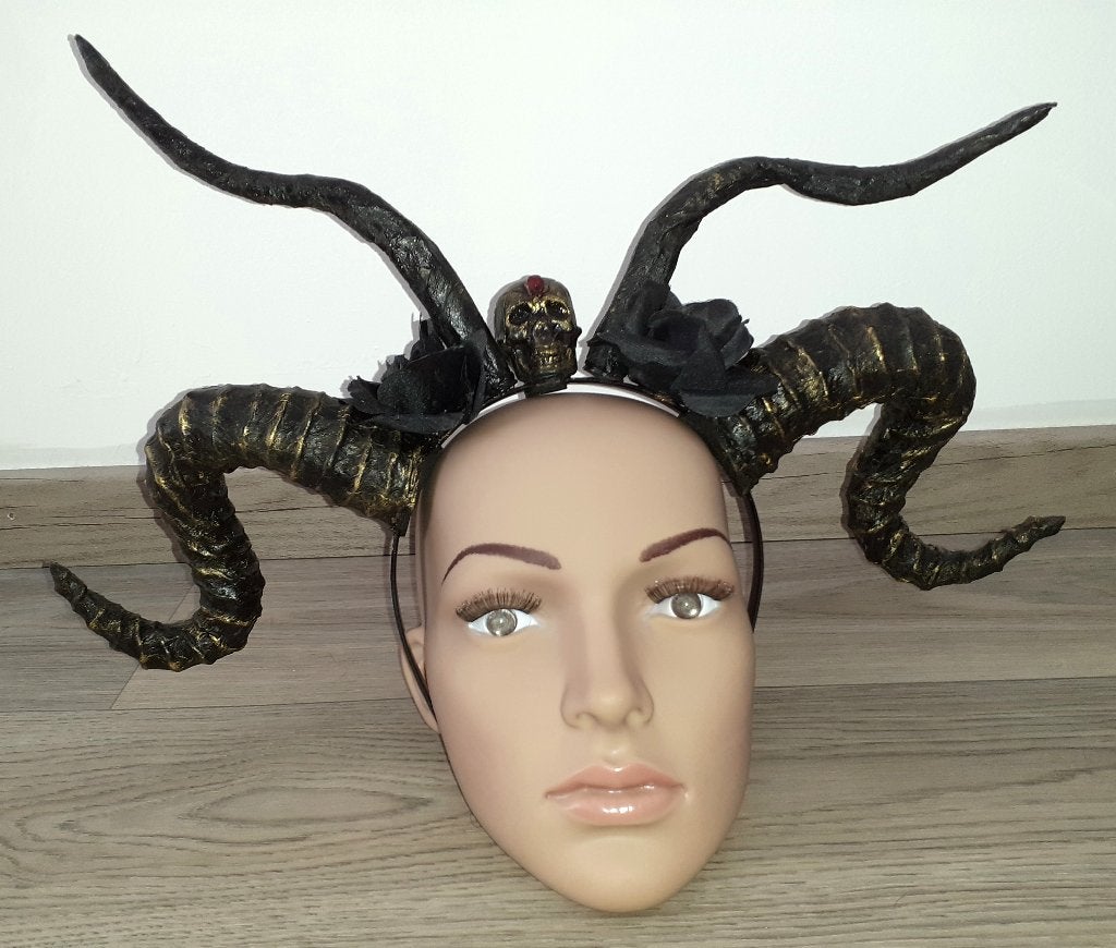 Hoofdtooi speciaal gothic met schedel en hoorns, Ophalen of Verzenden, Nieuw, Overige thema's, Accessoires