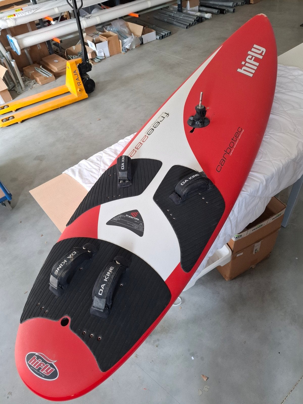 Hifly Free 282 Windsurfplank - Freeride XL, 250 tot 300 cm, Gebruikt, Plank, Ophalen